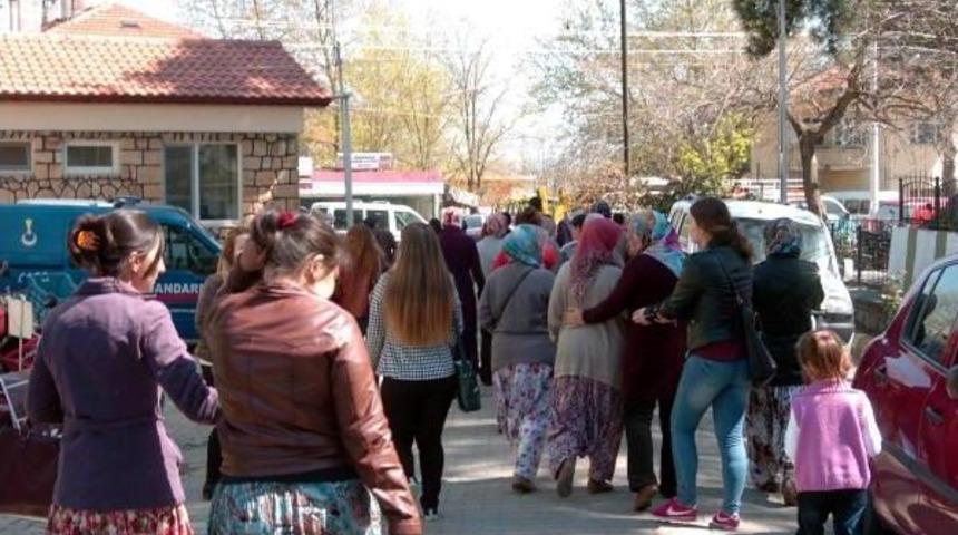 Orman Için 320 Işçi Alındı, Çiftçileri Mevsimlik Işçi Korkusu Sardı