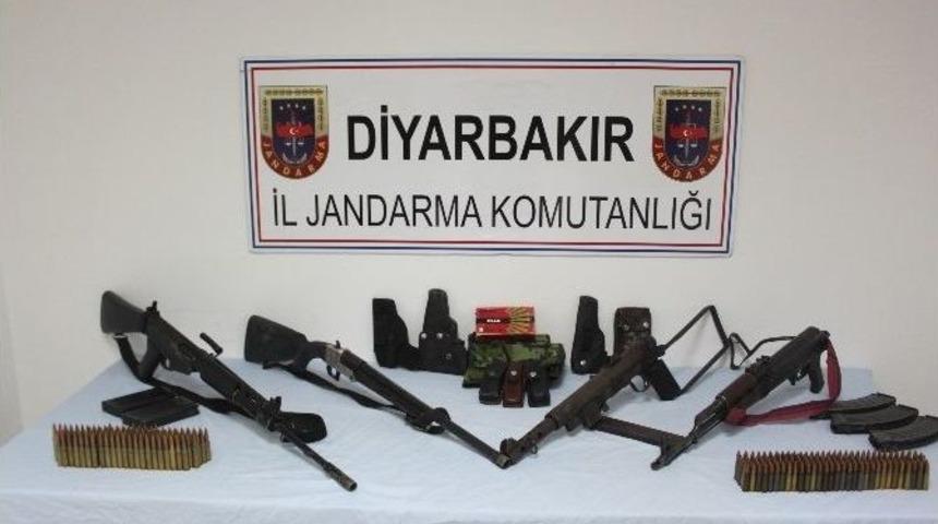 Cinayet Aleti Aranırken Cephanelik Bulundu