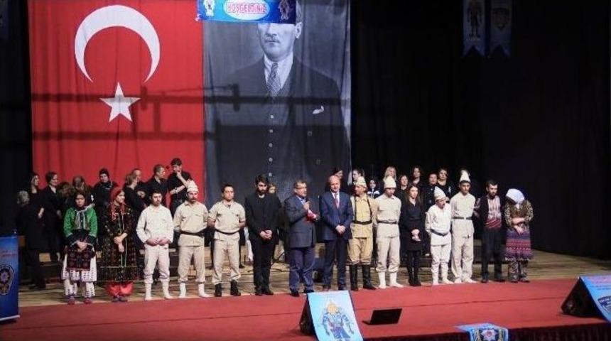 &rsquo;bir Destandır &Ccedil;anakkale&rsquo; Oyunu İzmir&rsquo;de Sahnelendi