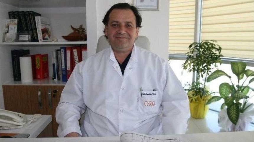 Dr. &Ouml;zkaya: "artık Doğal Burunlar Moda"