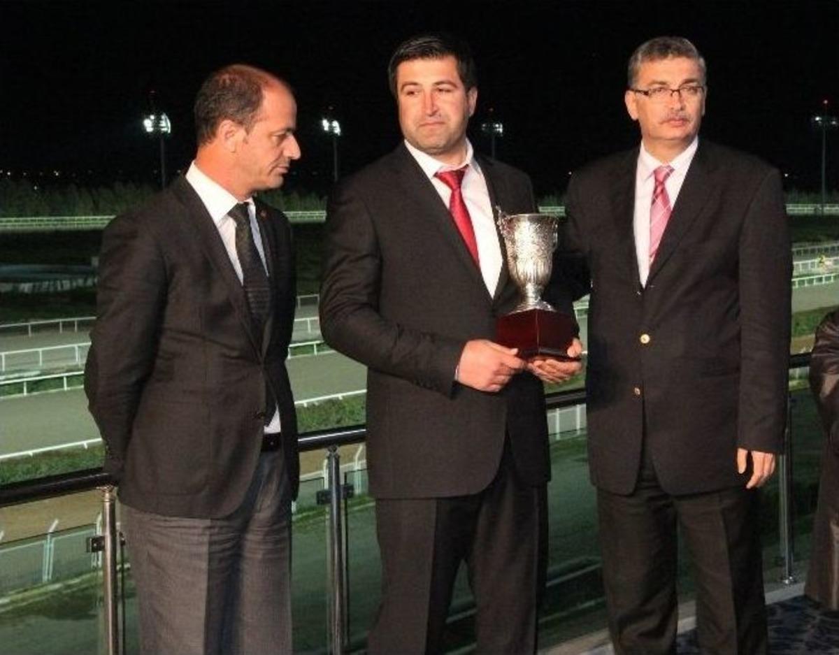 Kurtuluş Koşusunu "tek Zulut" Adlı At Kazandı