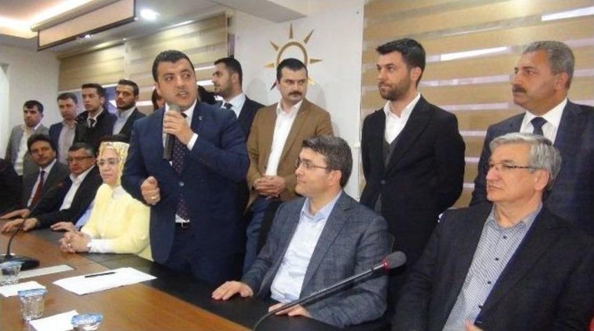 Ak Parti Y&ouml;netimi Aday Adaylarıyla Buluştu