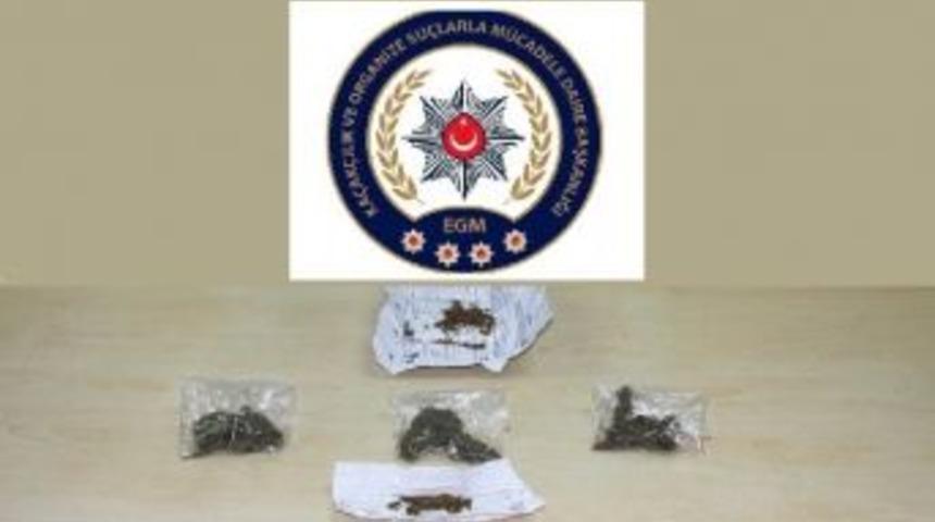 Bartın&rsquo;da 50 Gram Esrar Ele Ge&ccedil;irildi