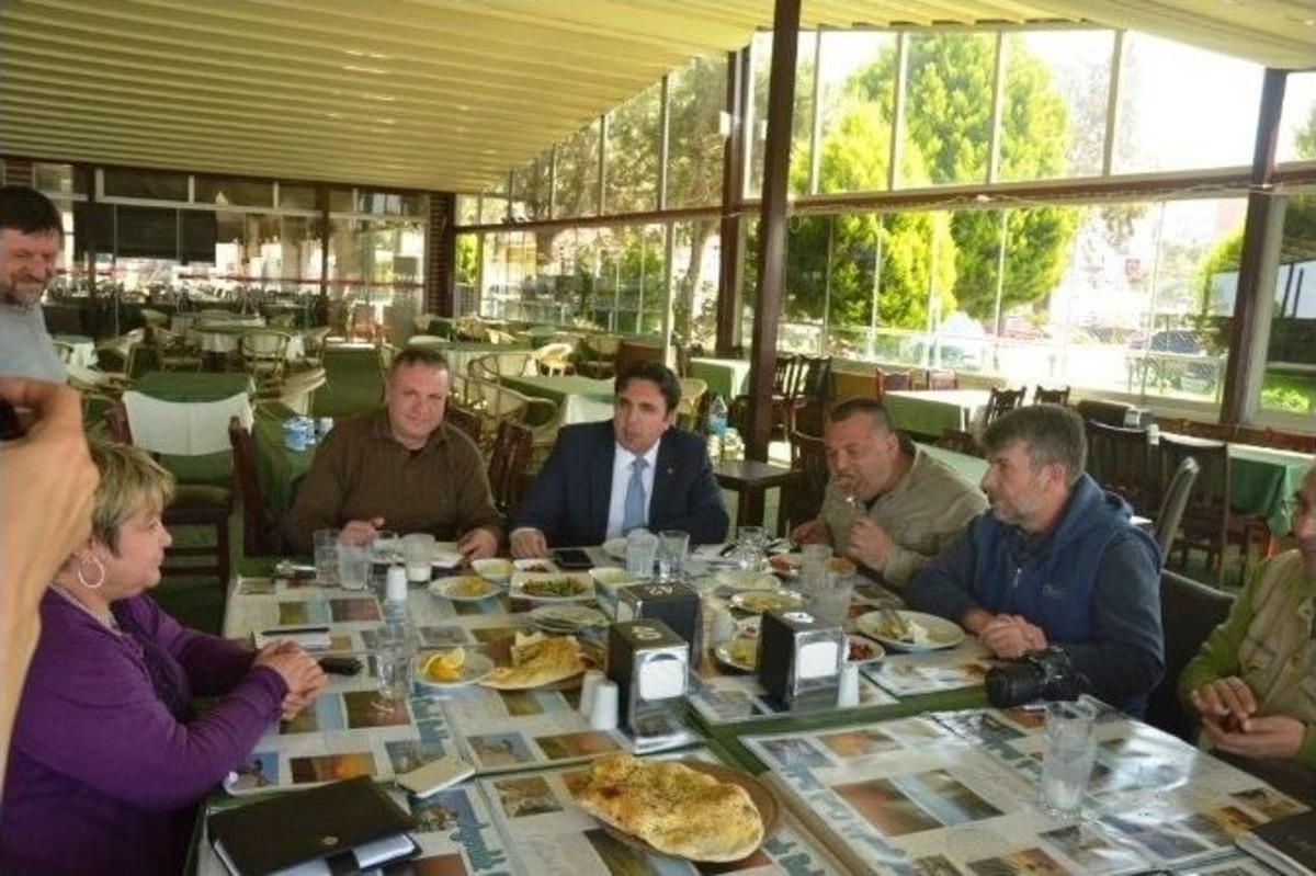 Ak Partili Kayaalp&rsquo;den Ayvalık İ&ccedil;in Proje Bombardımanı