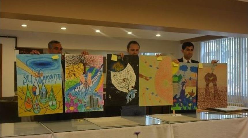 ’su Hayattır’ Resimleri Jüriyi Zorladı