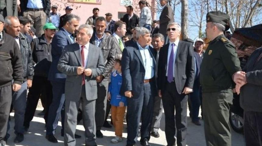 Vali Ataklı K&ouml;yleri Ziyaret Etti