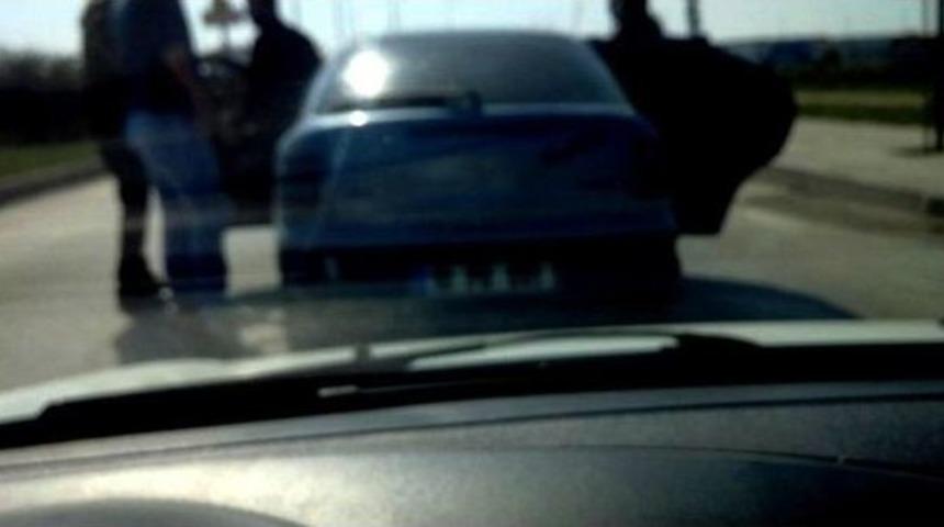 Trafik Magandaları Yaşlı Adamı Darp Etti