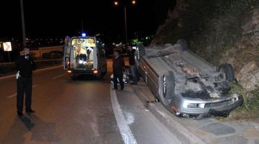 Ablasına S&uuml;rpriz Ziyarete Giderken Kaza Ge&ccedil;irip Yaralandı