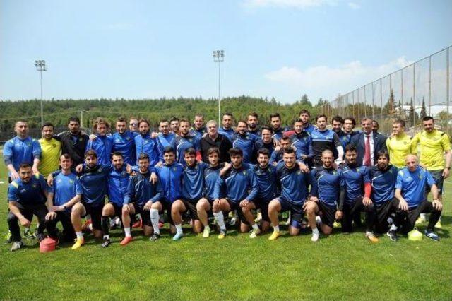 Bucaspor'da Eriş Işbaşı Yaptı