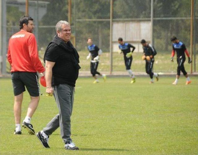 Bucaspor'da Eriş Işbaşı Yaptı