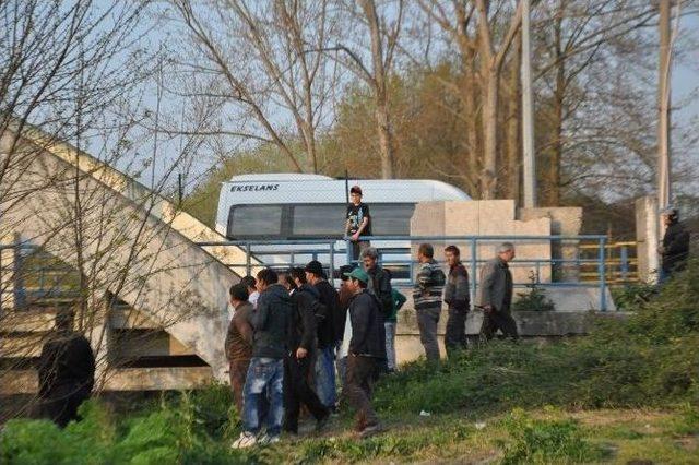 Sakarya Köprüsünde İntihar Girişimi