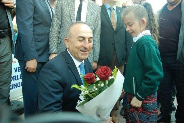 Dışişleri Bakanı Çavuşoğlu’dan Kadın Üzerinden Siyaset Çıkışı: