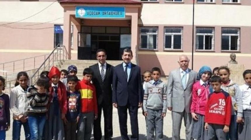 Elazığ Milli Eğitim M&uuml;d&uuml;r&uuml; Bağlıtaş Arıcak&rsquo;ta İncelemelerde Bulundu