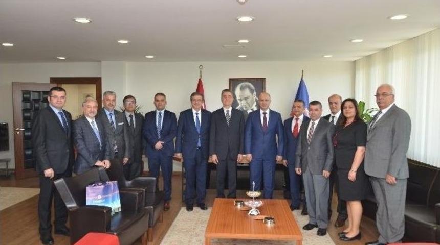 Tunus B&uuml;y&uuml;kel&ccedil;isi Tekaya Mersin &Uuml;niversitesi&rsquo;ni Ziyaret Etti