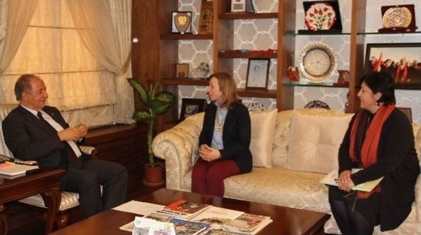 Abd&rsquo;li Diplomattan &Ccedil;orum&rsquo;da Bir Dizi Ziyaret