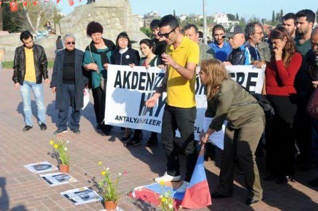 Nükleer Protestosunda, Ermenistan Bayrağı Çiğnedi, Çevrecileri Kızdırdı