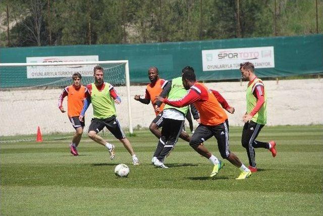 Kardemir Karabükspor, Gençlerbirliği Maçının Hazırlıklarını Sürdürüyor