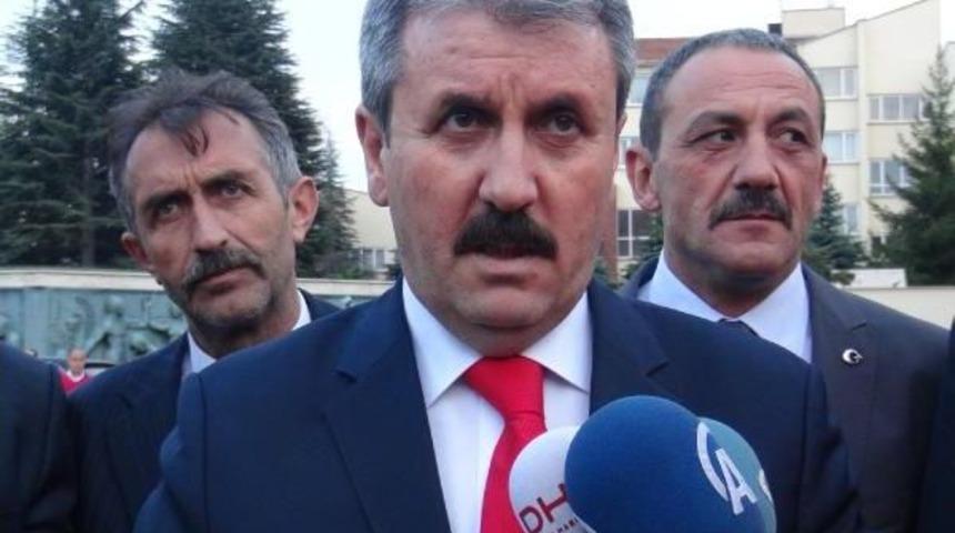 Destici: Cumhurbaşkanının Meydanlardan, Ekranlardan Uzak Durması Lazım