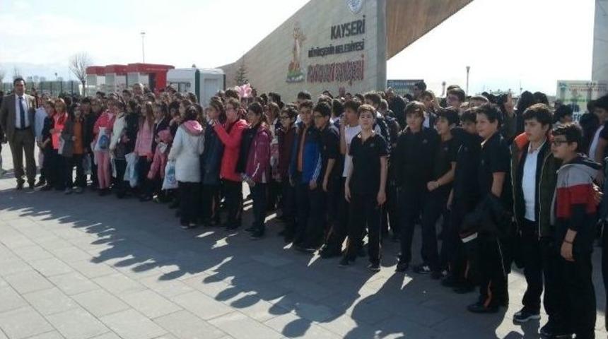 Tekden Koleji &Ouml;ğrencileri Hayvanat Bah&ccedil;esi&rsquo;ni Gezdi