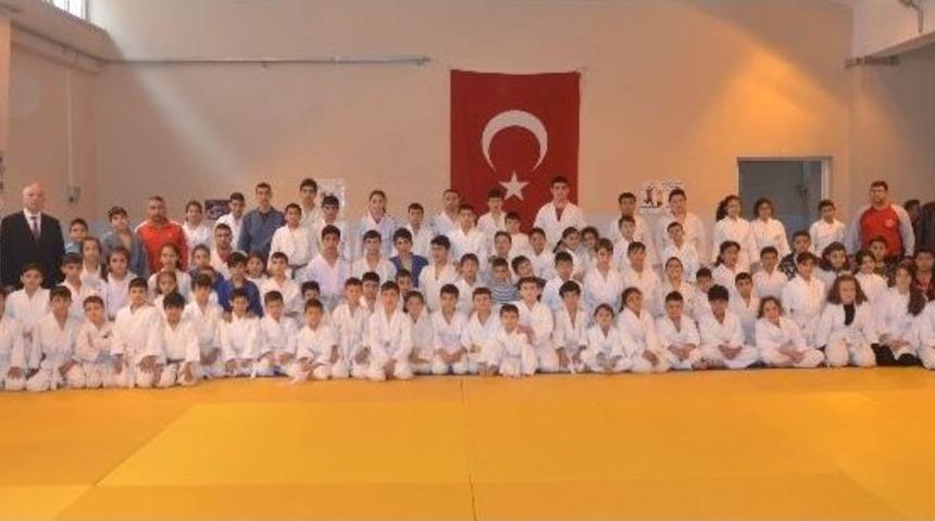 Adana&rsquo;da Judo Kuşak Sınavı