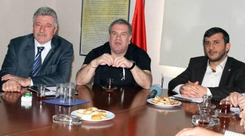 Bucaspor&rsquo;da Levent Eriş İmzaladı