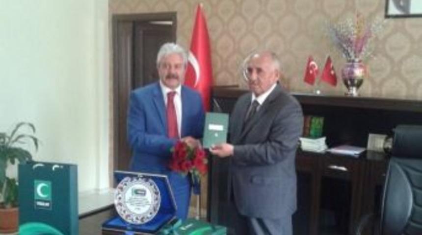 Yeşilay Derneğinden, M&uuml;ft&uuml;l&uuml;ğe Ziyaret