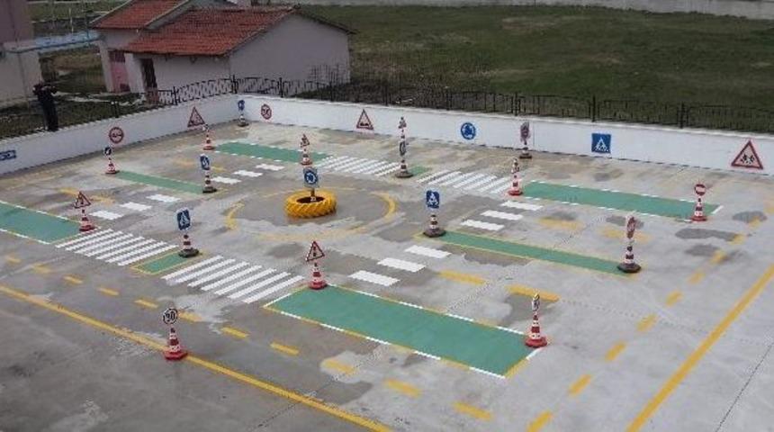 Trafik Eğitimi &rsquo;&ccedil;ocuk Trafik Eğitim Pisti&rsquo;