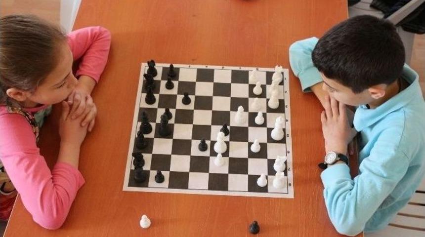 Hisarcık&rsquo;ta Satran&ccedil; Turnuvası