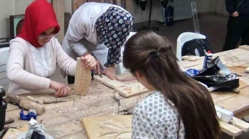 Meslek Sahibi Oldular