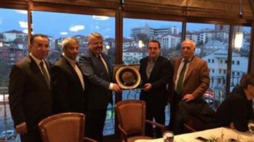 Ak Parti Milletvekili Adayı Ergen, Ak Parti Grup Başkanlığı Veda Yemeğine Katıldı