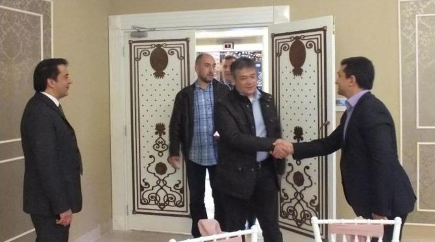 Gelişim &Uuml;niversitesi Y&ouml;neticileri Dershane Sahipleriyle Bir Araya Geldi