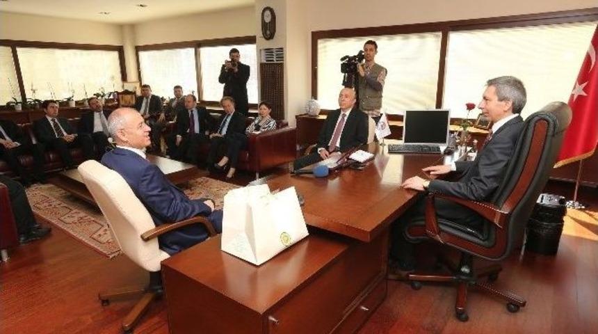 Turizmcilerden Ziyaret