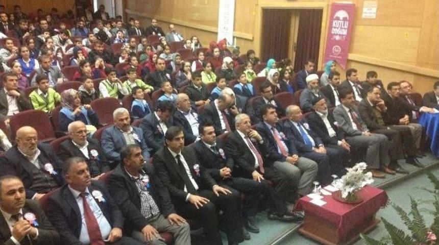 Siirt&rsquo;te Kutlu Doğum Haftası Etkinliğinde Okullar Yarıştı
