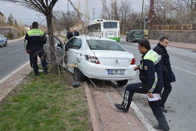 Kayseri’de Trafik Kazası: 1 Yaralı