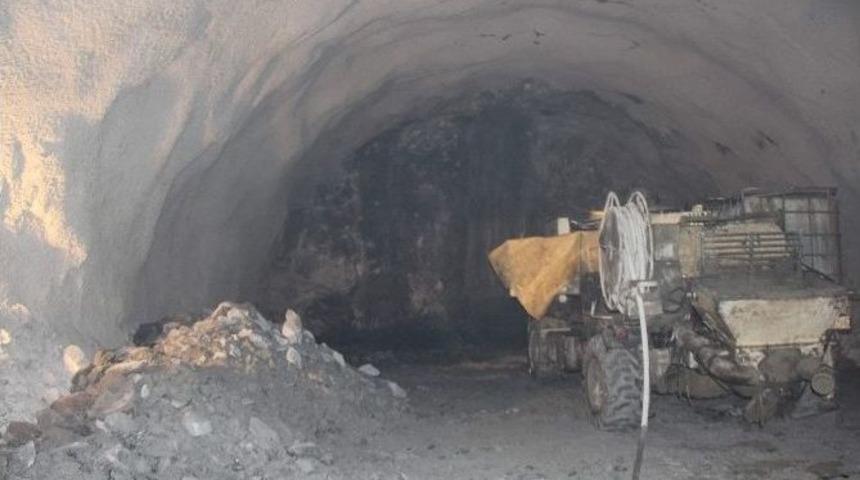 Ovit T&uuml;neli&rsquo;nde Y&uuml;zde 60&rsquo;lık Tamamlama