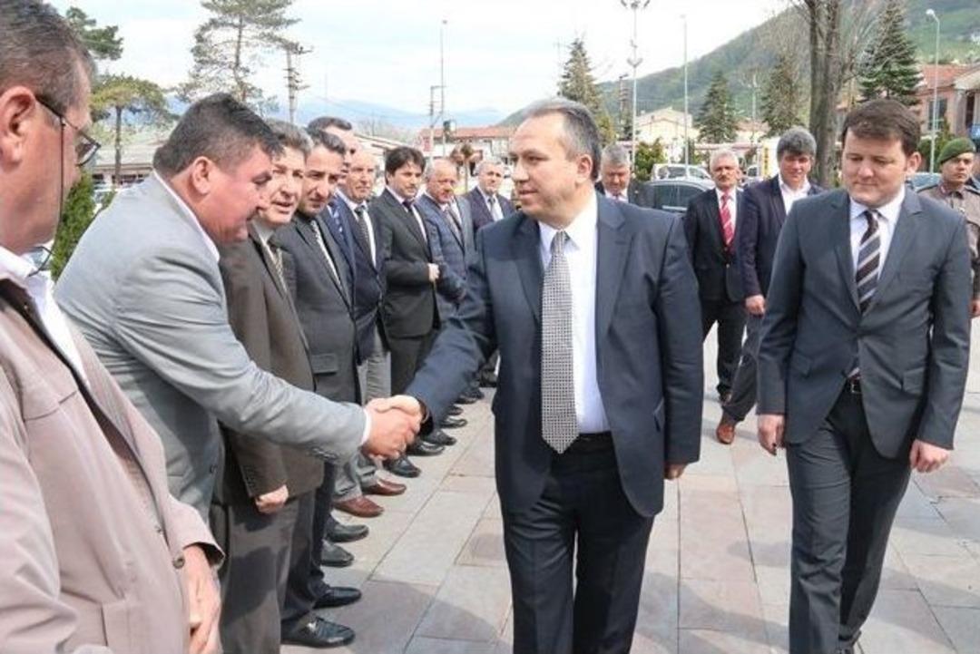 Vali Ali Fidan Kaynaşlı&rsquo;da İncelemelerde Bulundu