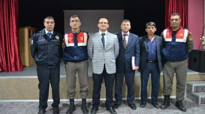 Sındırgı&rsquo;da Servis S&uuml;r&uuml;c&uuml;lerine Eğitim