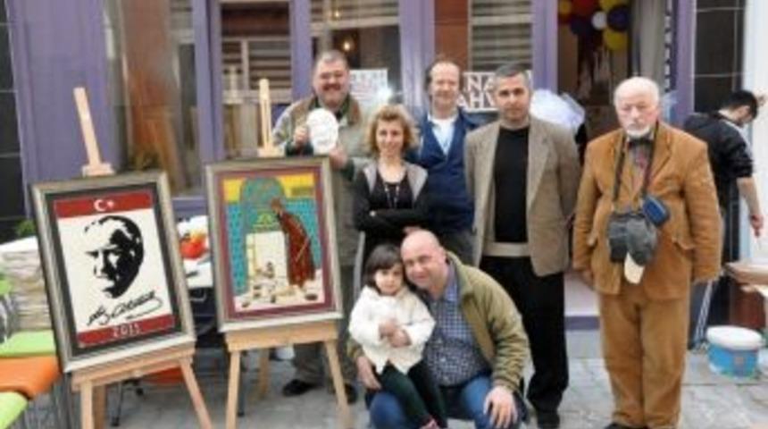 &Ccedil;anakkale&rsquo;de Sanat Kahvesi A&ccedil;ıldı