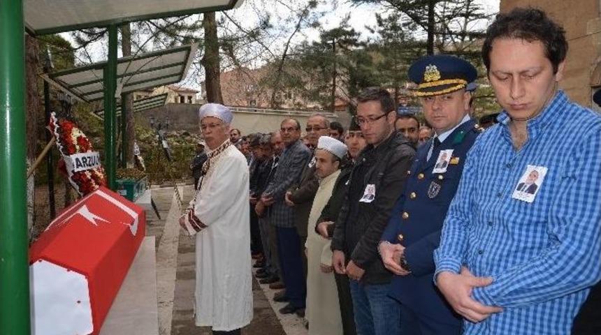 K&uuml;tahyalı Kore Gazisi Son Yolculuğuna Uğurlandı