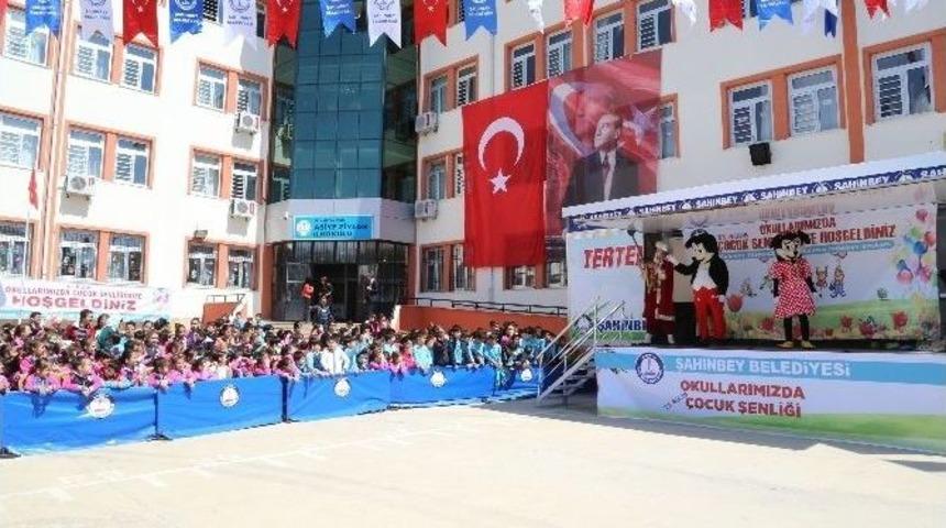 Şahinbey&rsquo;de 23 Nisan Kutlamaları Başladı