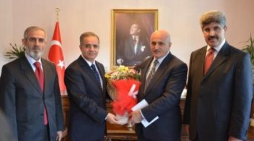 İl M&uuml;ft&uuml;l&uuml;ğ&uuml;nden Vali Tapsız&rsquo;a Kutlu Doğum Haftası Ziyareti