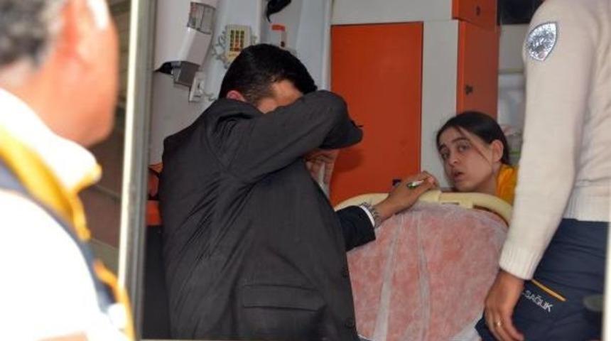 Zorla Girmek Istedikleri Okulun M&uuml;d&uuml;r&uuml;n&uuml; Hastanelik Ettiler