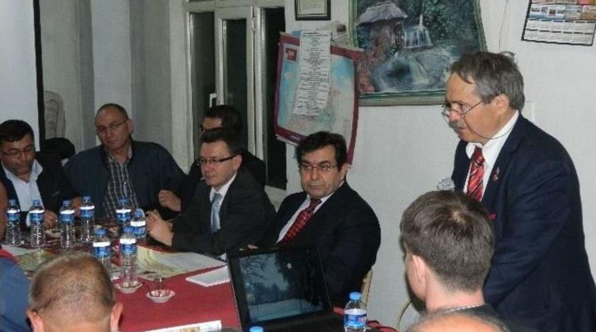 &Uuml;reticilere Bilgilendirme Toplantısı