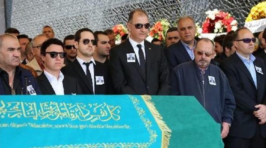 Tvf Eski Başkanlarından &Ouml;zcan Mutlugil Son Yolculuğuna Uğurlandı