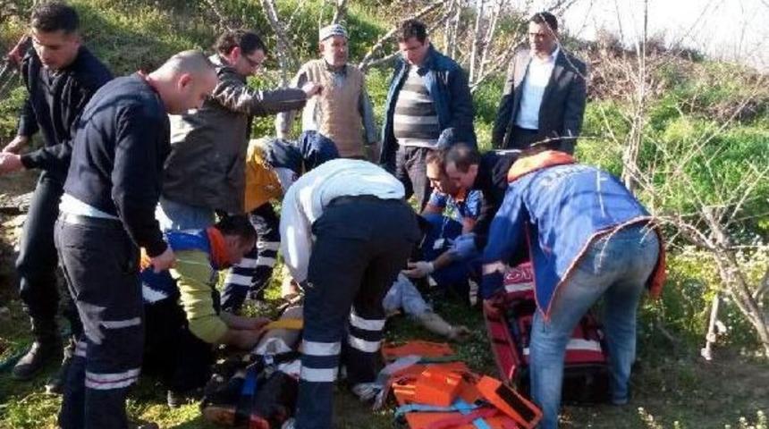 Bah&ccedil;eyi S&uuml;rerken Ayağını &Ccedil;apa Makinesine Kaptırdı