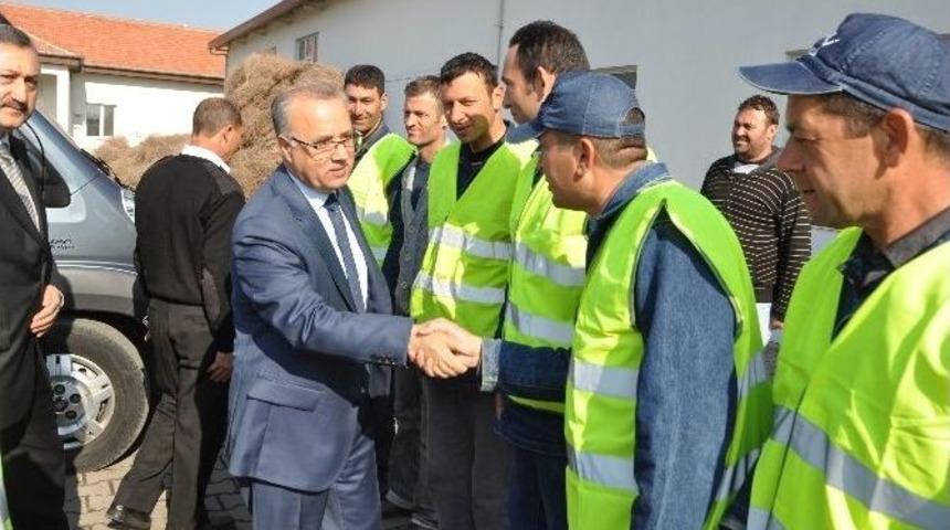 Salihli&rsquo;de Temizlik İşlerinin, Ara&ccedil; Filosu G&uuml;&ccedil;leniyor