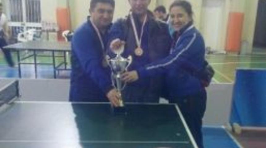 Salihli Belediyespor Şampiyon Oldu