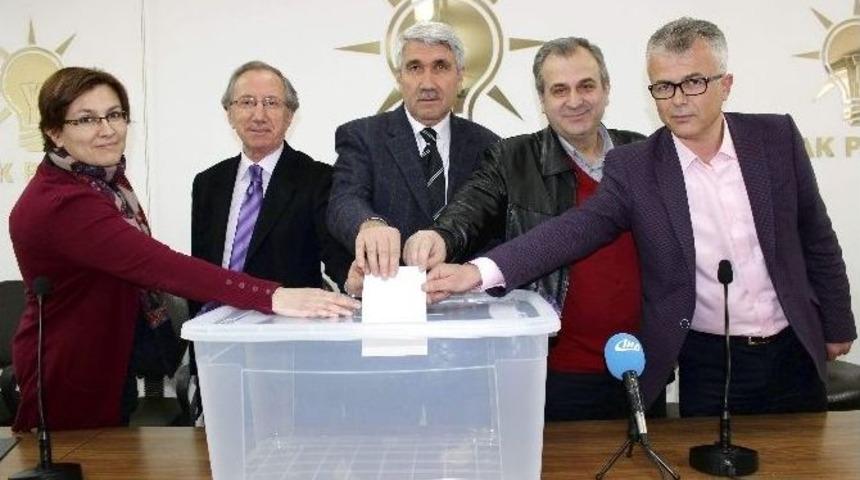 Ak Parti Skm Se&ccedil;ime Hazırlanıyor