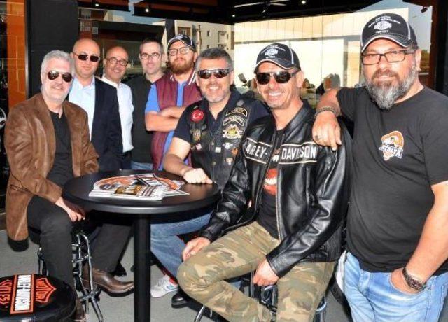 Tamer Karadağlı Motor Tutkusundan Vazge&ccedil;miyor 1