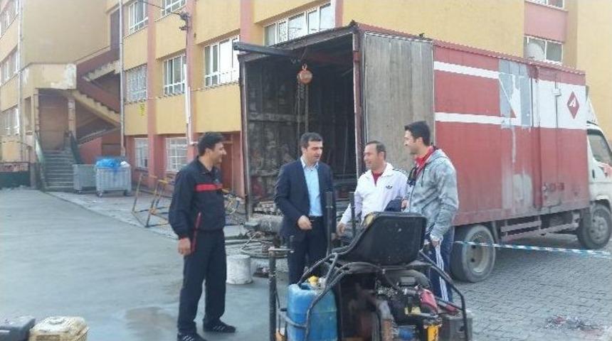 Başkan Yemenici Eğitime Ayrı Bir Önem Veriyor